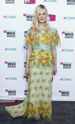 Elle Fanning エル・ファニング