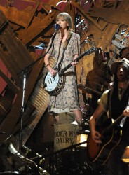 Taylor Swift テイラー・スウィフト