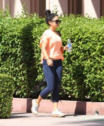 Vanessa Hudgens ヴァネッサ・ハジェンズ